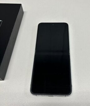 Samsung Galaxy Z Flip6 / 256GB / MINT / nový