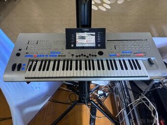 ✅Yamaha TYROS 4 + tvrdý rack a ozvučenie