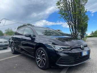 NA PRENÁJOM – Volkswagen Golf VIII 1.0 TSI DSG 81 kW (2021)
