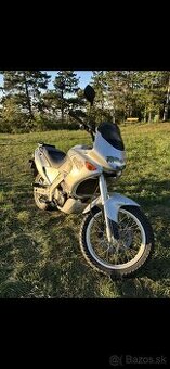 Aprilia pegaso 650
