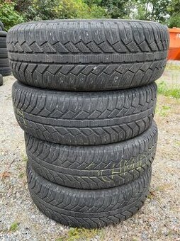 Zimné Pneu 215/65 R17 Semperit