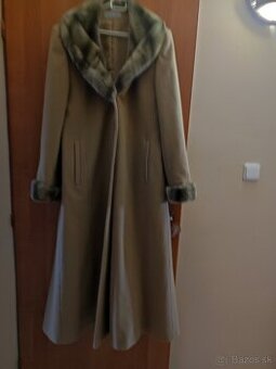 Luxusný kabát