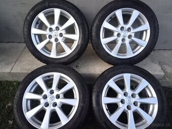 17"5x114,3 ET 45....215/55 R17 Toyota Avensis III/COMBI