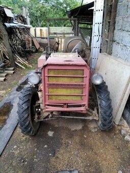 Malotraktor Domacej vyroby 4x4 + 2 pluh a vyoravak zemiakov