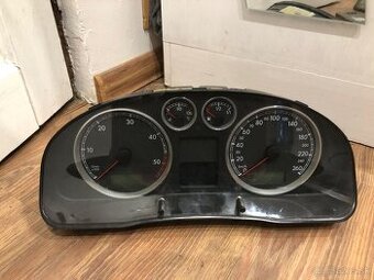 Polodot Budíky Passat B5.5 naftové