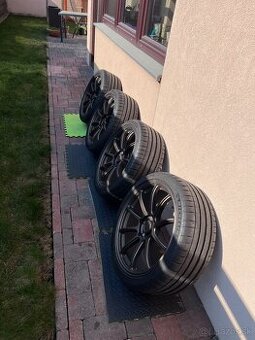 Japan Racing SL04 19" 5x114 + Michelin PS4S + TPMS i30N