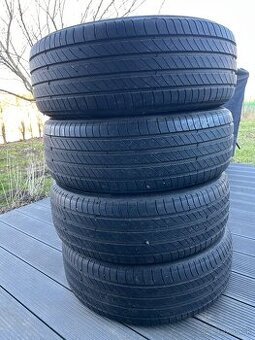 Predám pneu Michelin Primacy4  205/55/R17 DOT2124