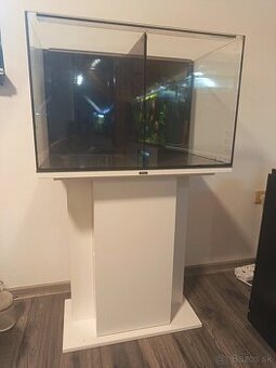 Akvárium + skrinka 130l