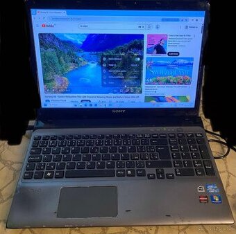 Predám funkční notebook sony i3 4 gb ram 500 gb hdd bez adap