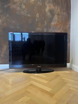 Samsung TV uhlopriečka 115 cm - VADA na obrazovke