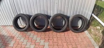Predam letne pneu Federal 255/40 ZR19