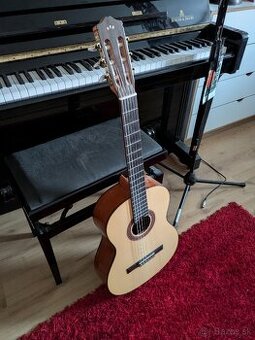 Klasická gitara Cordoba C5 smreková doska + nožná opierka