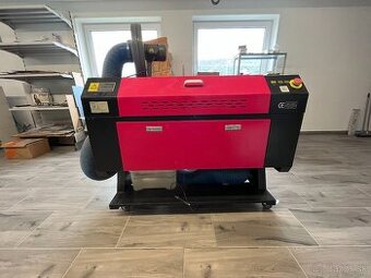 Laserová gravírka KH-7050 – 60 W, pracovná plocha cca