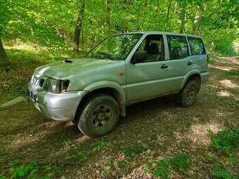 Rozpredam nissan terrano