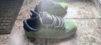 Dobrý deň ponúkam skate topánky CIRCa veľkosť 43