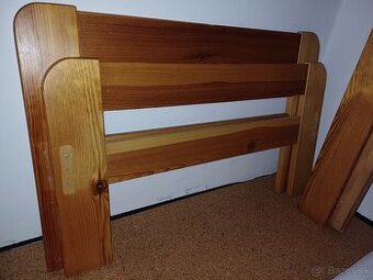 Postel z masívu 90x200