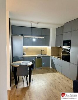 Na prenájom 2izb. byt s balkónom a garážou, Slnečnice-POP, P