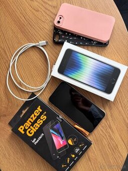 iPhone SE 2022 (64 GB)