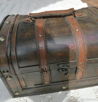 Predám retro kufrík