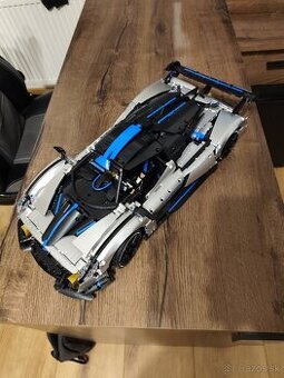 LEGO auto 1:8