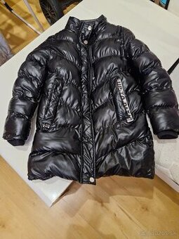 Dievcenska zimna bunda