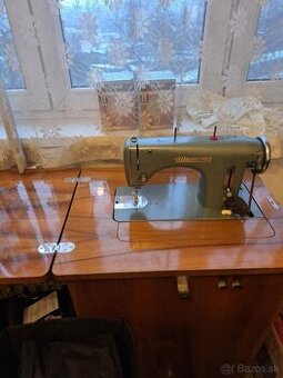 Šijací stroj Minerva