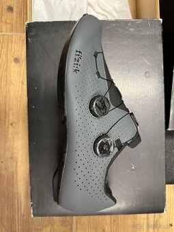 fizik Vento Infinito Carbon 44