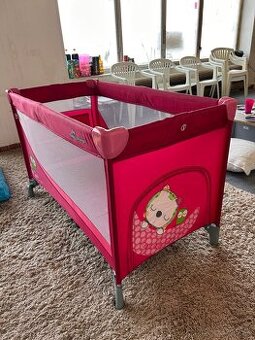 Cestovná postieľka