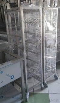 Prepravný vozík na GN alebo plechy