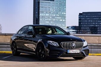 Mercedes-Benz E400 4Matic 245kW / AMG Line / Panoráma /