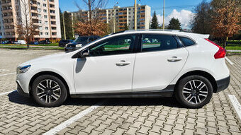 Volvo V40 Cross Country D3....odpočet DPH