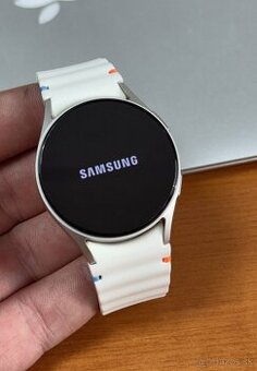 Samsung Galaxy Watch 7 40mm green len odskúšané