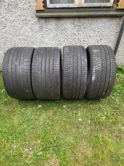 315/30 R22, 275/35 R22