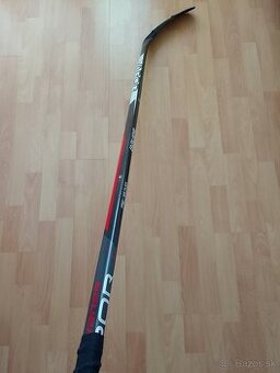 Hokejka BAUER VAPOR 3X INT