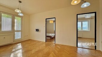 NEWCASTLE | Prenájom 3-izbového bytu 65 m² s balkónom, voľný