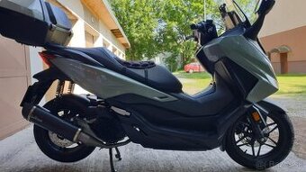 Honda Forza 125
