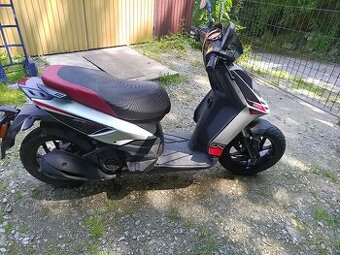 Predám Apríla SR motard 125