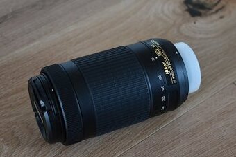 Nikkor 70 - 300 AF-P s VR stabil. - tele zoom objektiv nikon