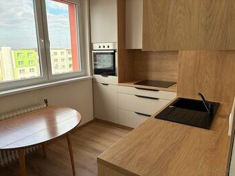 Prenajmem 3 izbový byt v Poprade s výhľadom na Tatry