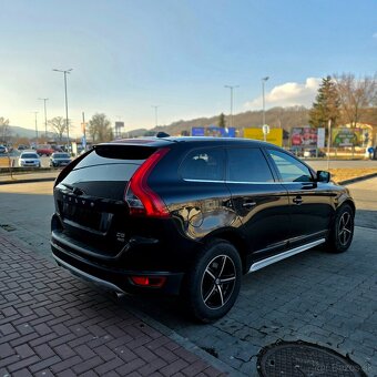Volvo XC60 D5 (151kW) AWD - Rezervovane