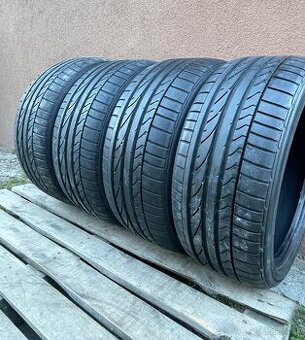 Bridgestone 215/40 R17 4x=100e