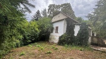Predaj vidieckej chalupy s kúzlom minulosti v srdci kopaníc