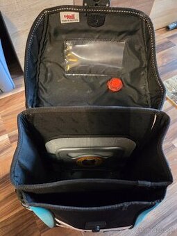 Školské tašky- Mcneill a ARS Una studio