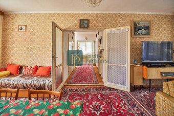 Predaj 4 izbový rodinný dom, garáž, 7,3á pozemok, Zobor