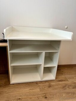 Prebaľovací pult ikea-Smastad