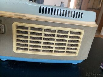 Kotučovy magnetofon Tesla