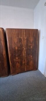 Predám starý nabytok