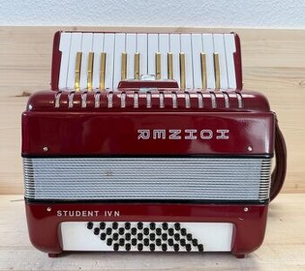 Hohner IV N