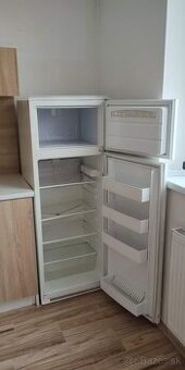 Chladnička s mrazničkou Electrolux