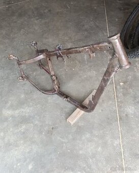 Rám na Jawa 250/ 350 perák